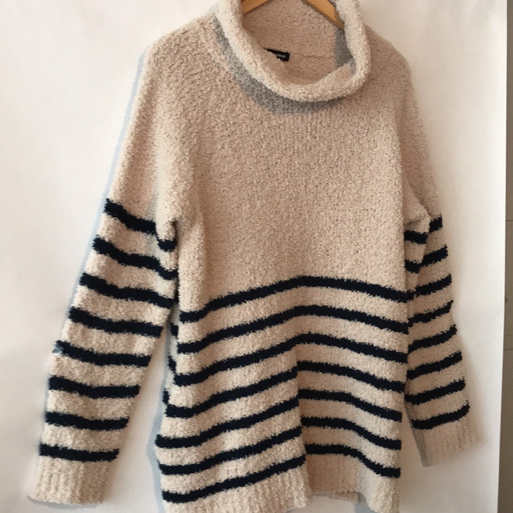 Mittoshop Women's Turtleneck Chunky Sweater Medium/Large - Picture 5 of 10